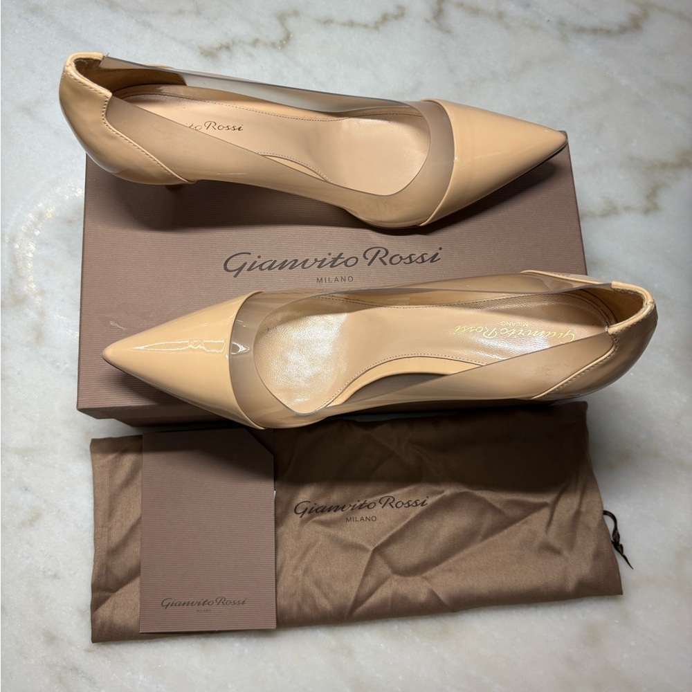 Gianvito Rossi Women's Tan Pumps